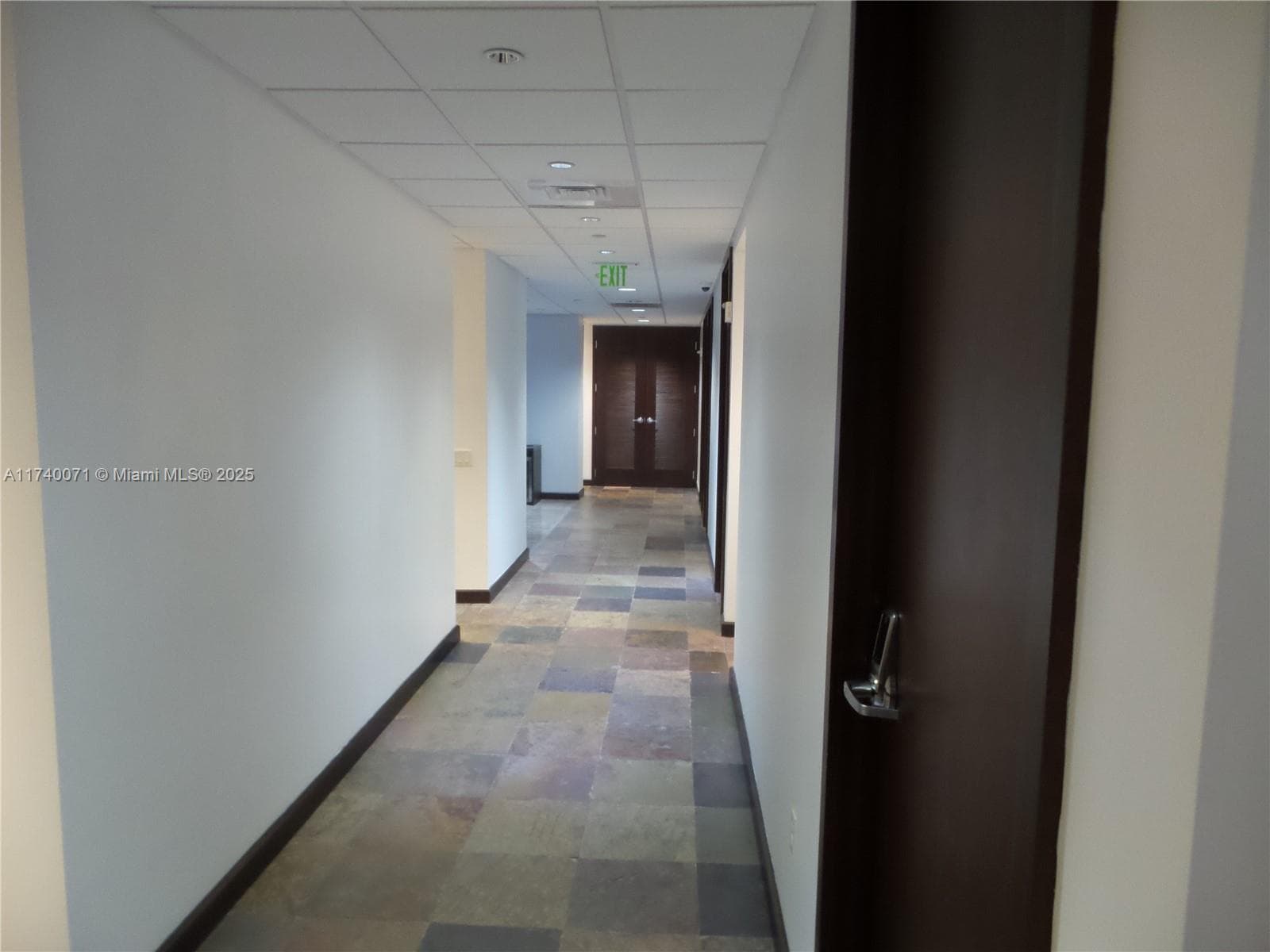 1000 Brickell Ave # 610, Miami FL 33131 — 16