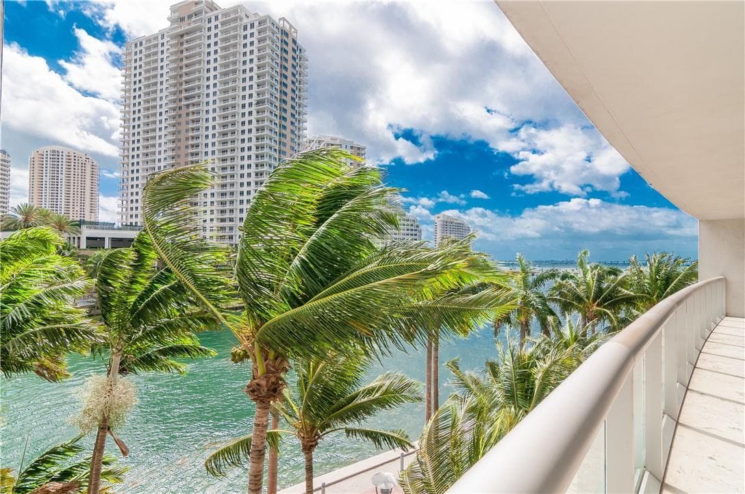 465 Brickell Avenue # 419, Miami FL 33131 — 3