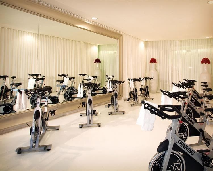 465 Brickell Avenue # 419, Miami FL 33131 — 48