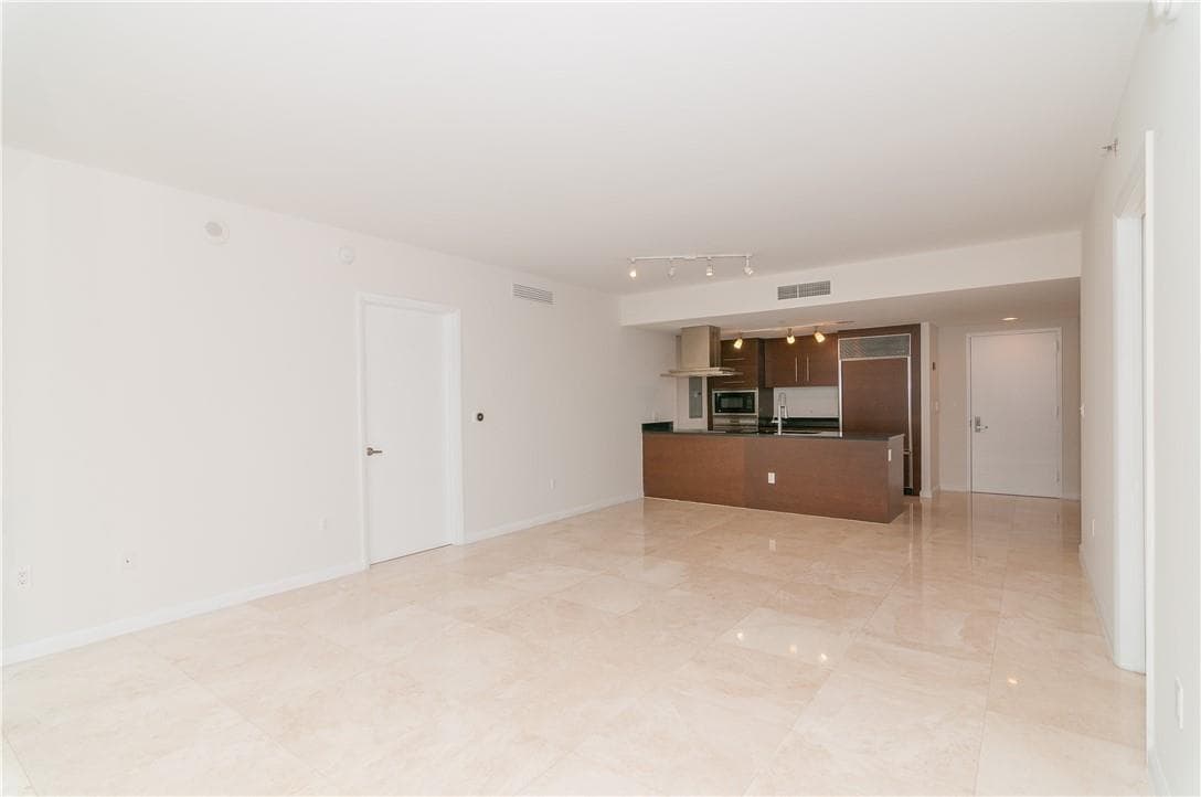 465 Brickell Avenue # 419, Miami FL 33131 — 11