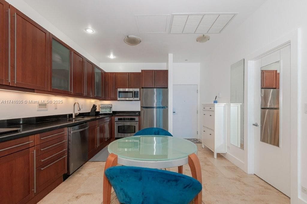 2301 Collins Ave # 1629, Miami Beach FL 33139 — 20