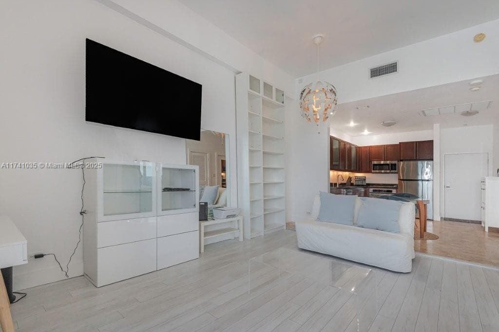 2301 Collins Ave # 1629, Miami Beach FL 33139 — 10