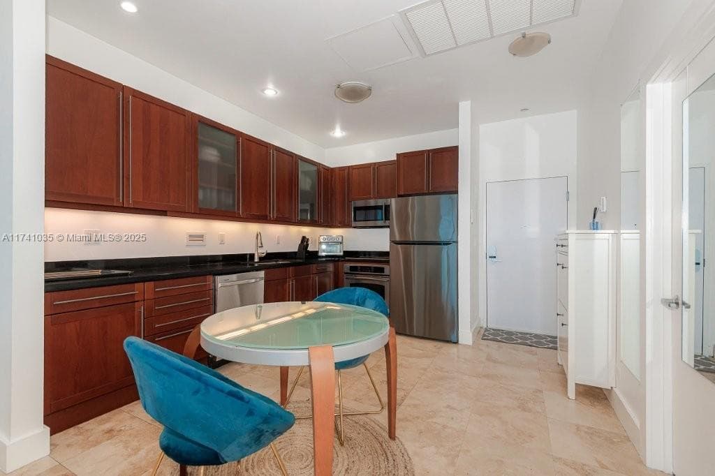 2301 Collins Ave # 1629, Miami Beach FL 33139 — 19