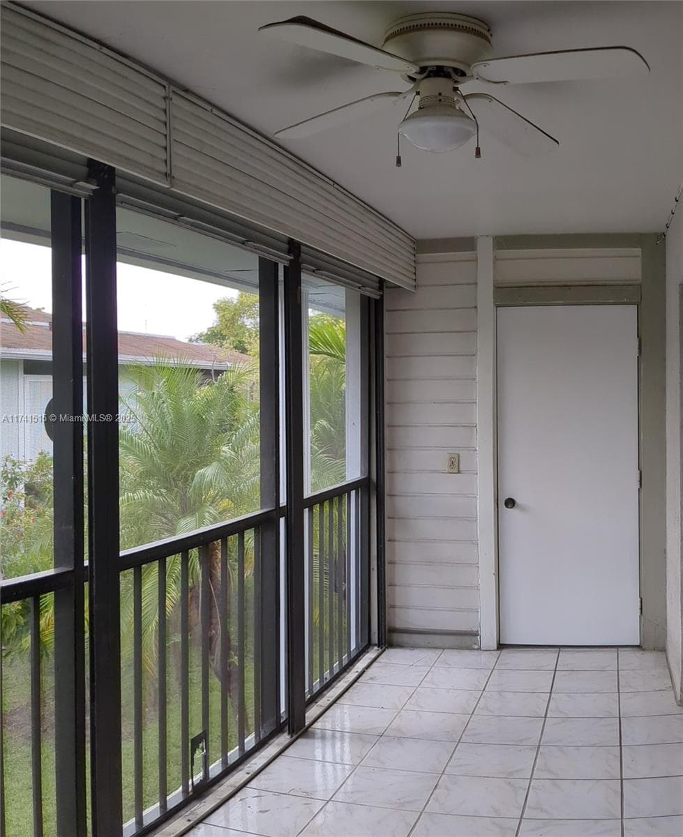 917 NE 199th St # 206, Miami FL 33179 — 15