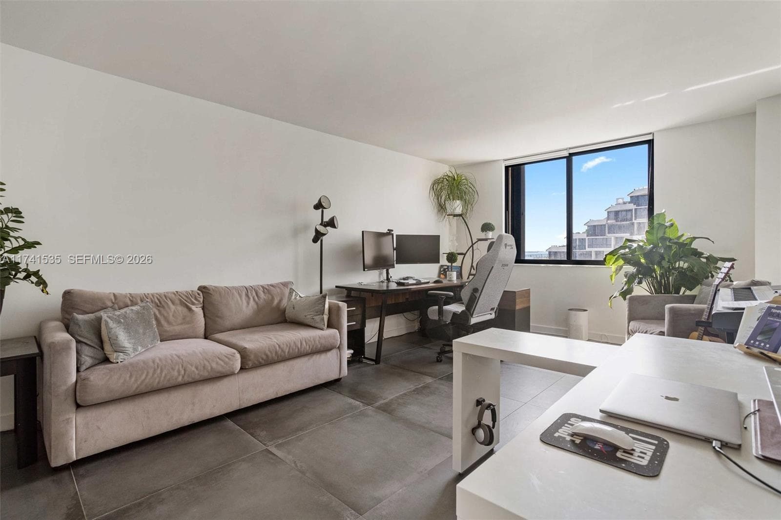 540 Brickell Key Dr # 1519, Miami FL 33131 — 27