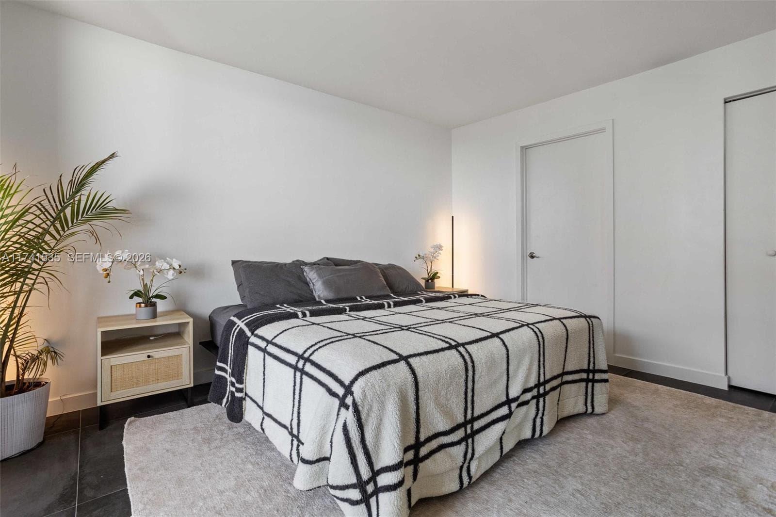 540 Brickell Key Dr # 1519, Miami FL 33131 — 20