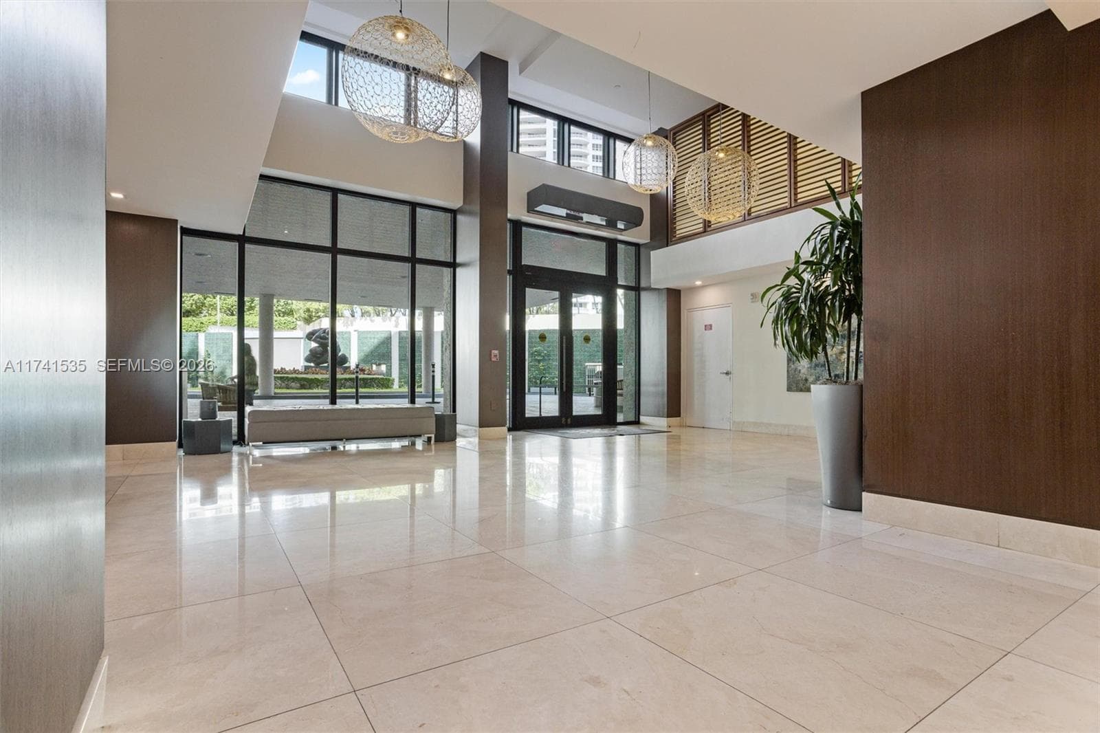 540 Brickell Key Dr # 1519, Miami FL 33131 — 38