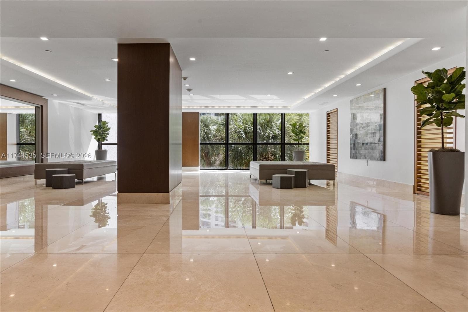540 Brickell Key Dr # 1519, Miami FL 33131 — 37