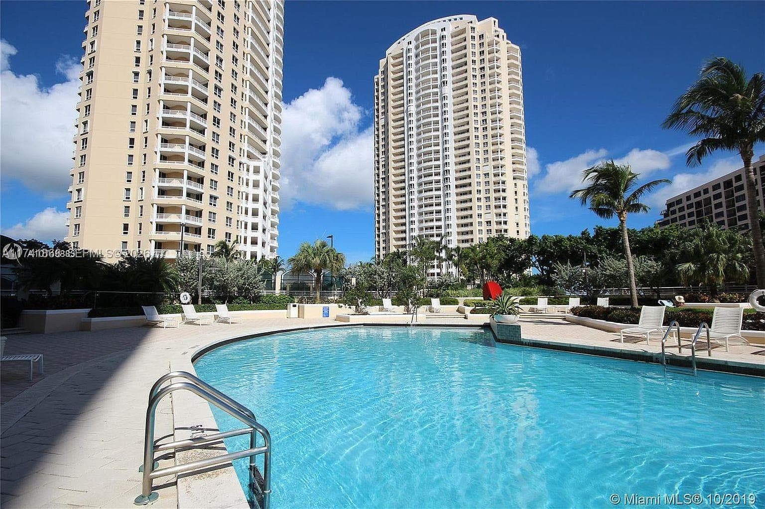 888 Brickell Key Dr # 600, Miami FL 33131 — 1