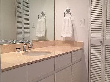 888 Brickell Key Dr # 600, Miami FL 33131 — 9
