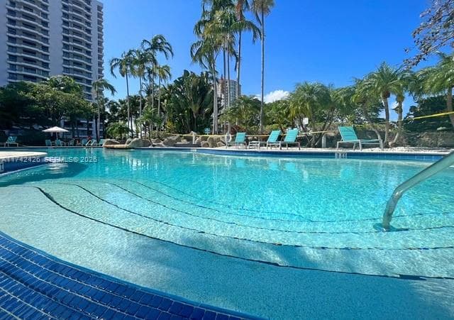 3300 NE 192nd St # 111, Aventura FL 33180 — 28