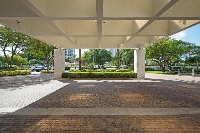 3300 NE 192nd St # 111, Aventura FL 33180 — 5