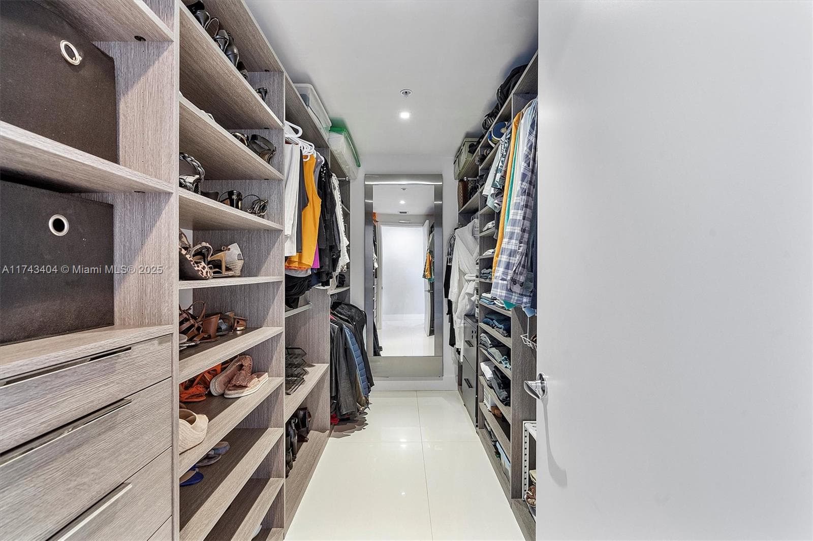 17301 Biscayne Blvd # 2302, North Miami Beach FL 33160 — 46