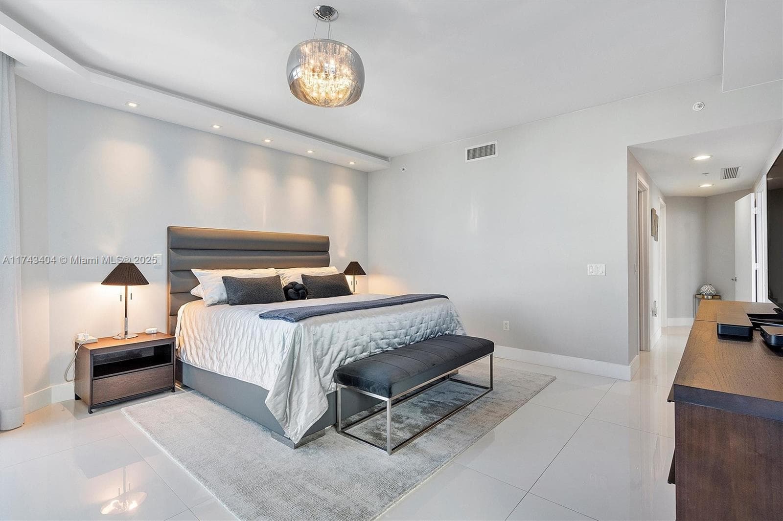 17301 Biscayne Blvd # 2302, North Miami Beach FL 33160 — 43