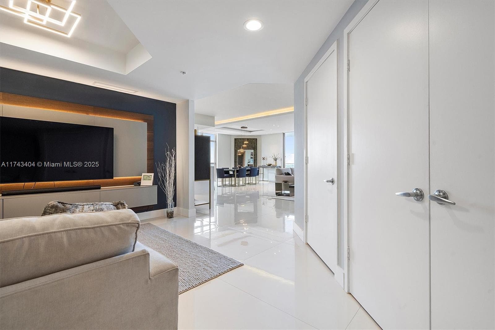 17301 Biscayne Blvd # 2302, North Miami Beach FL 33160 — 3