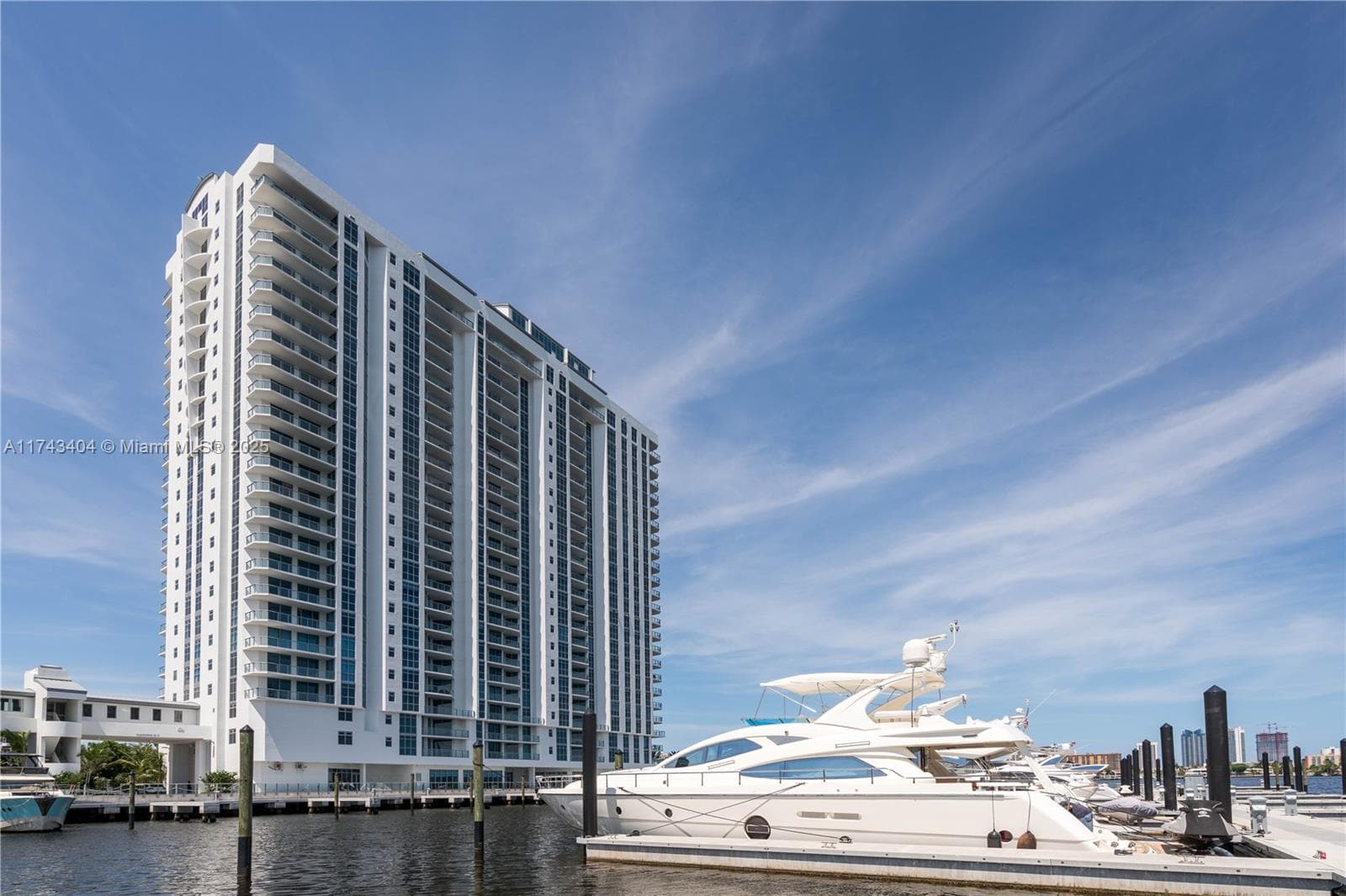17301 Biscayne Blvd # 2302, North Miami Beach FL 33160 — 67