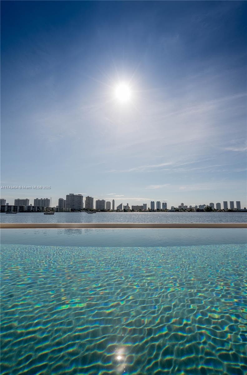 17301 Biscayne Blvd # 2302, North Miami Beach FL 33160 — 66