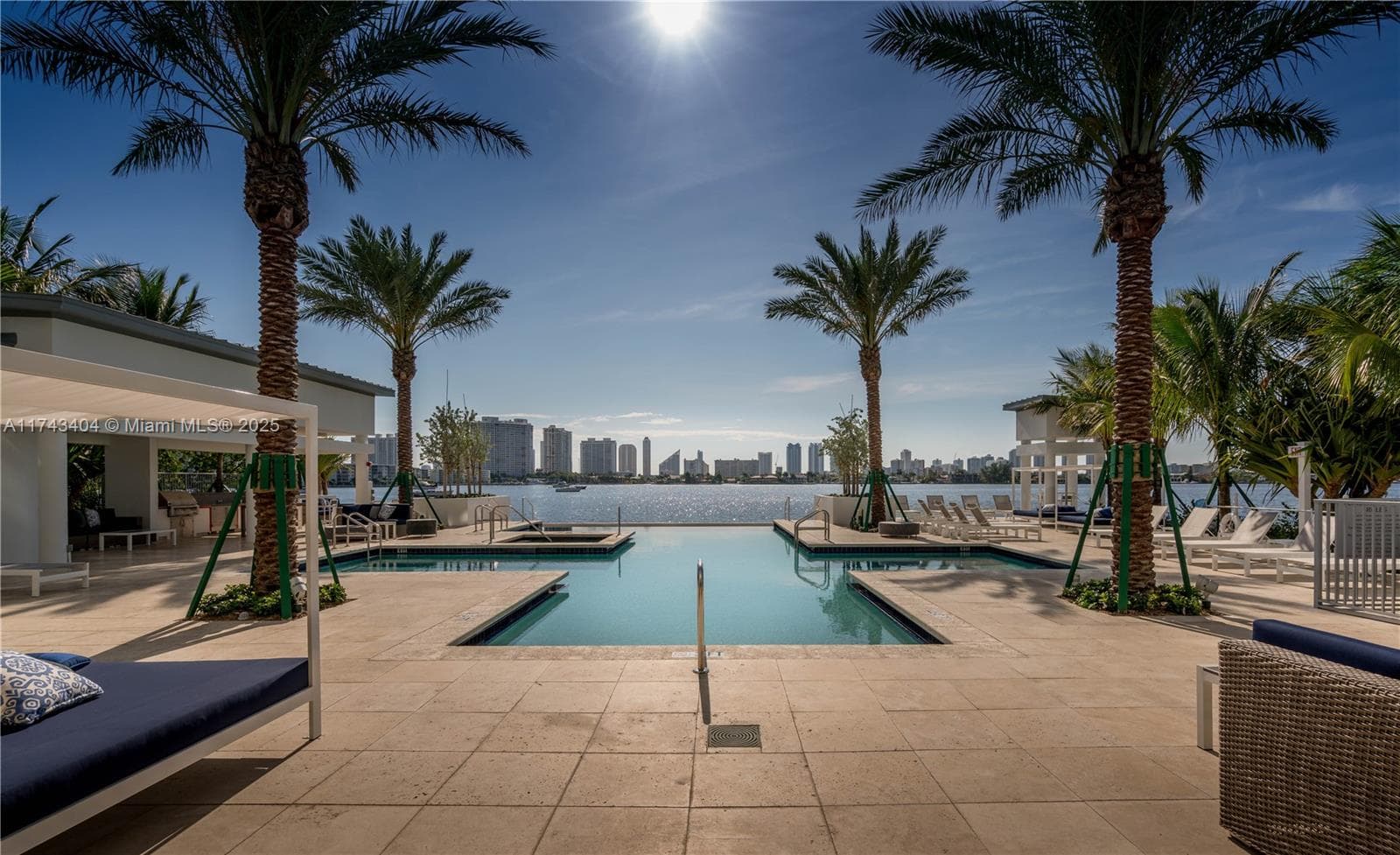 17301 Biscayne Blvd # 2302, North Miami Beach FL 33160 — 75