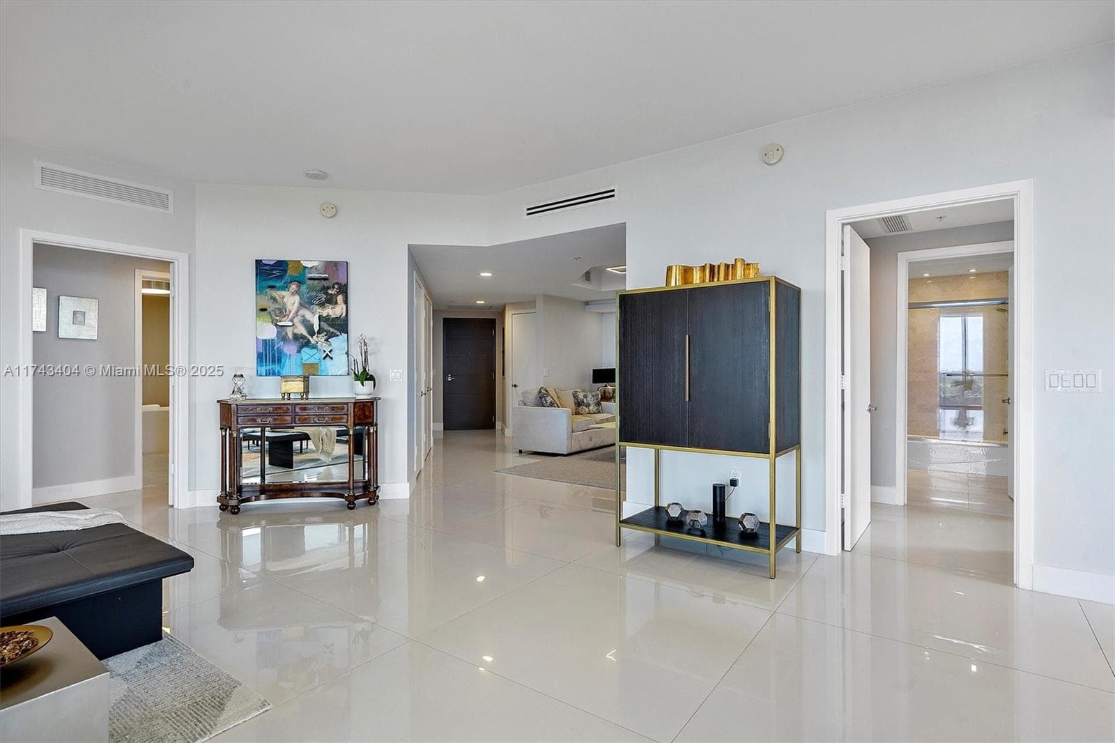 17301 Biscayne Blvd # 2302, North Miami Beach FL 33160 — 18