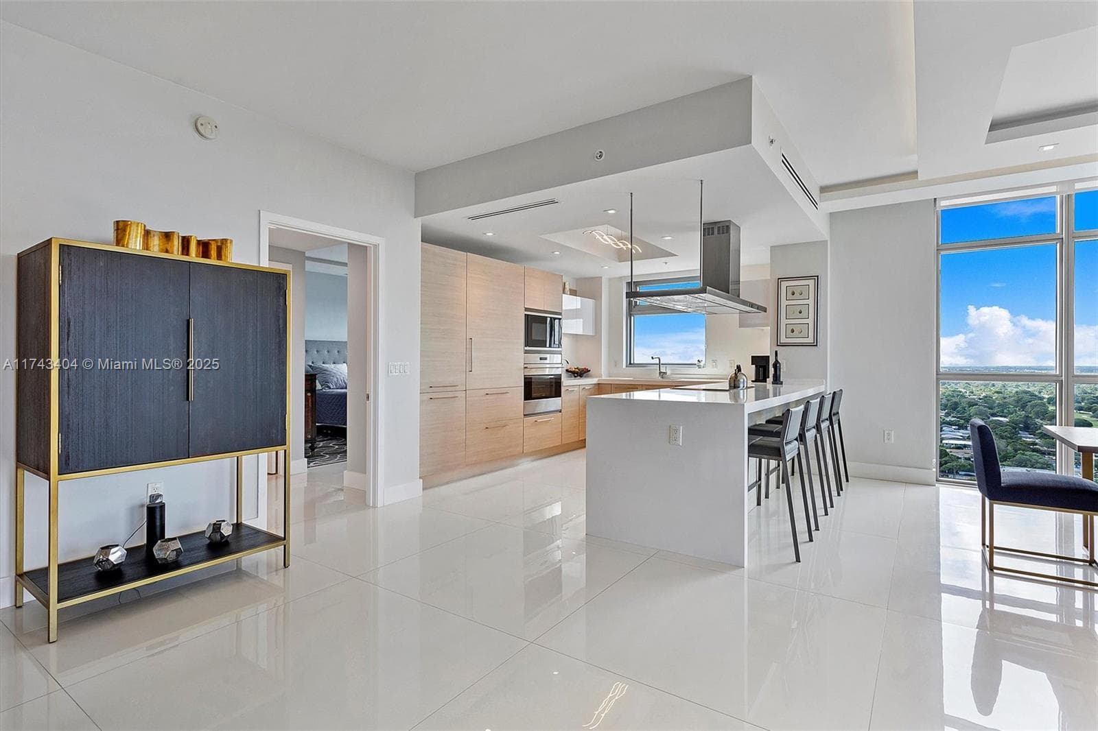 17301 Biscayne Blvd # 2302, North Miami Beach FL 33160 — 19