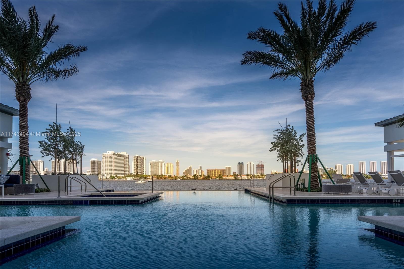 17301 Biscayne Blvd # 2302, North Miami Beach FL 33160 — 68
