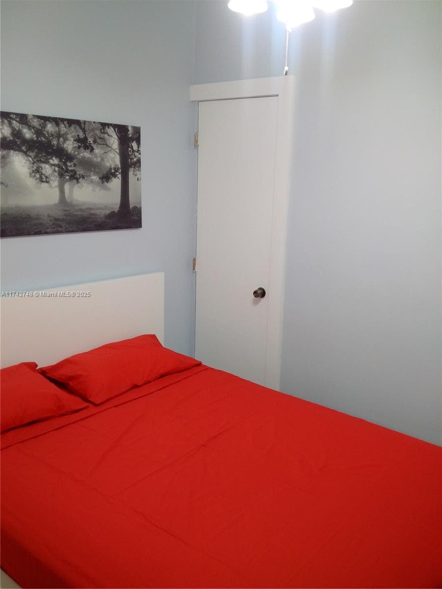 1525 Meridian Ave # 104, Miami Beach FL 33139 — 27