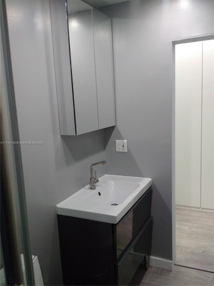 1525 Meridian Ave # 104, Miami Beach FL 33139 — 22