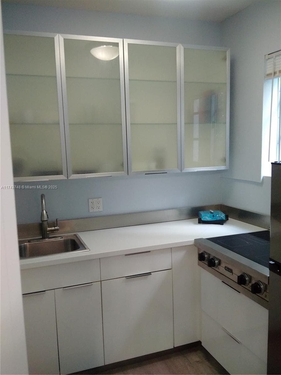 1525 Meridian Ave # 104, Miami Beach FL 33139 — 25