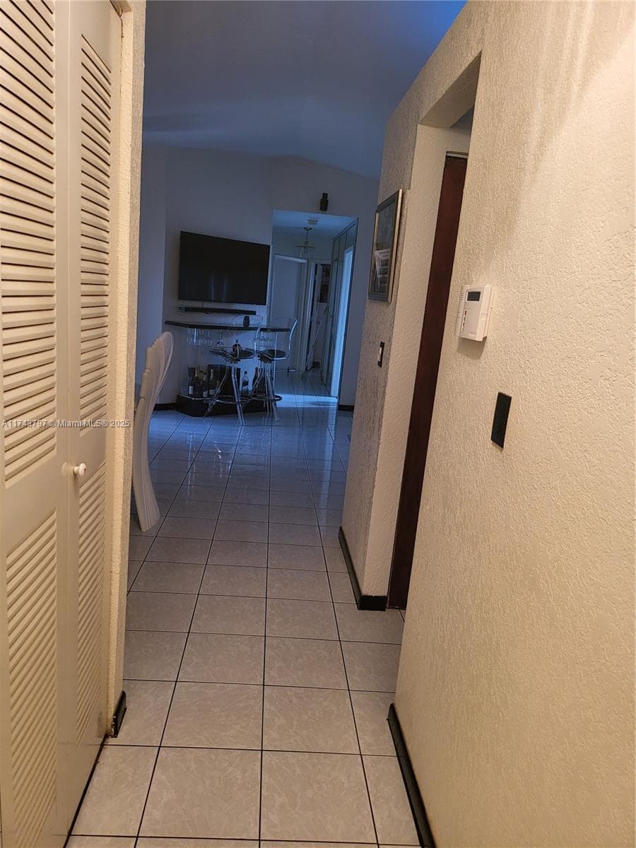 6771 NW 199th Ter, Hialeah FL 33015 — 17