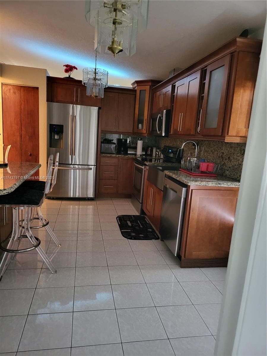 6771 NW 199th Ter, Hialeah FL 33015 — 38