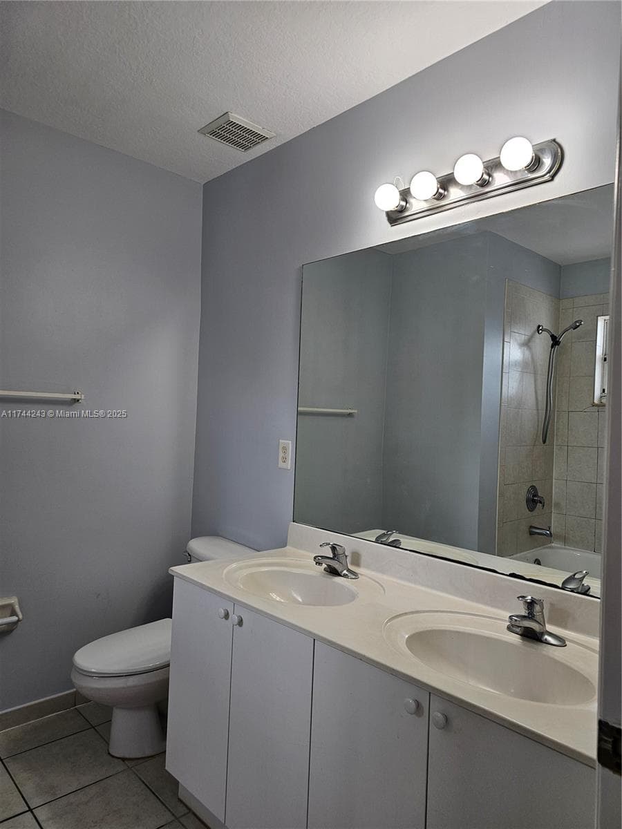 14122 SW 260th St # 103, Homestead FL 33032 — 16