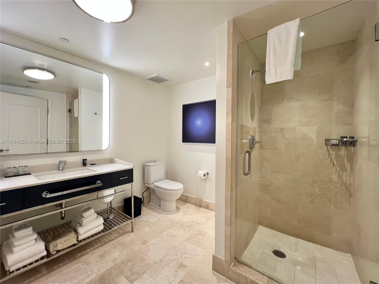 4401 Collins Ave # 1401, Miami Beach FL 33140 — 6