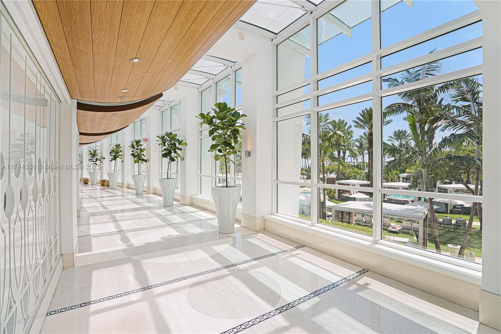 4401 Collins Ave, Miami Beach FL 33140 — 62