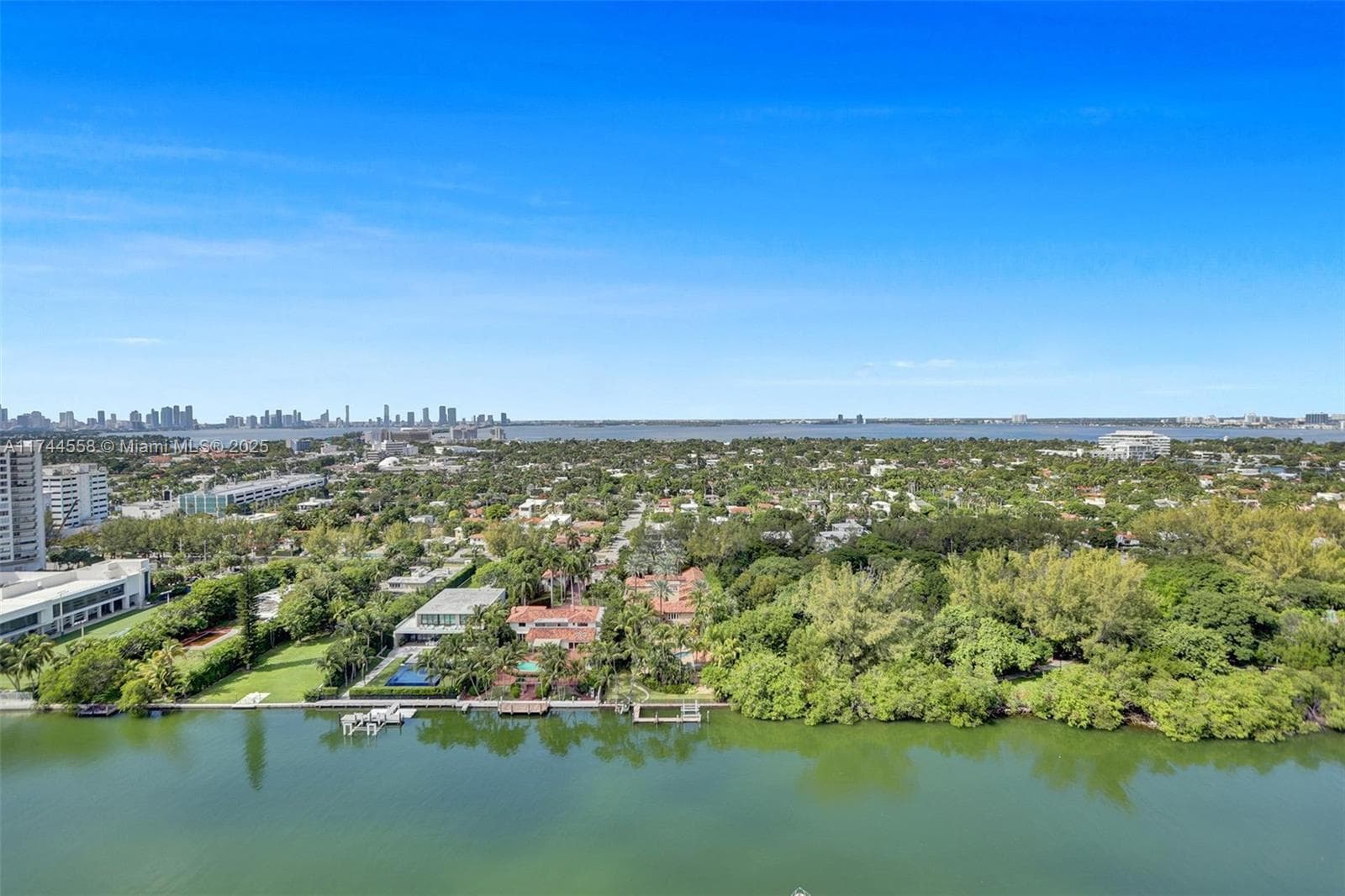 4401 Collins Ave, Miami Beach FL 33140 — 42
