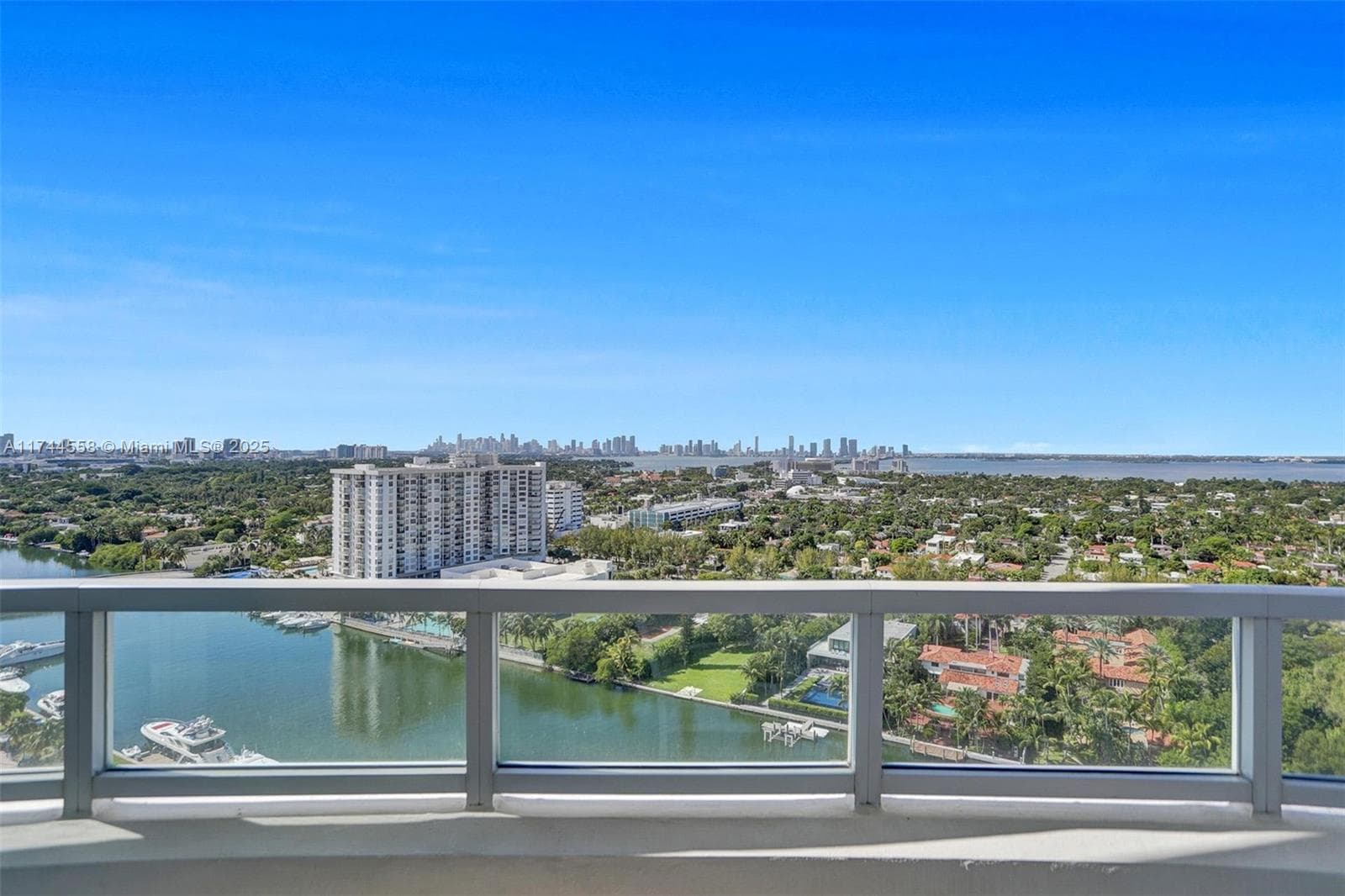 4401 Collins Ave, Miami Beach FL 33140 — 7