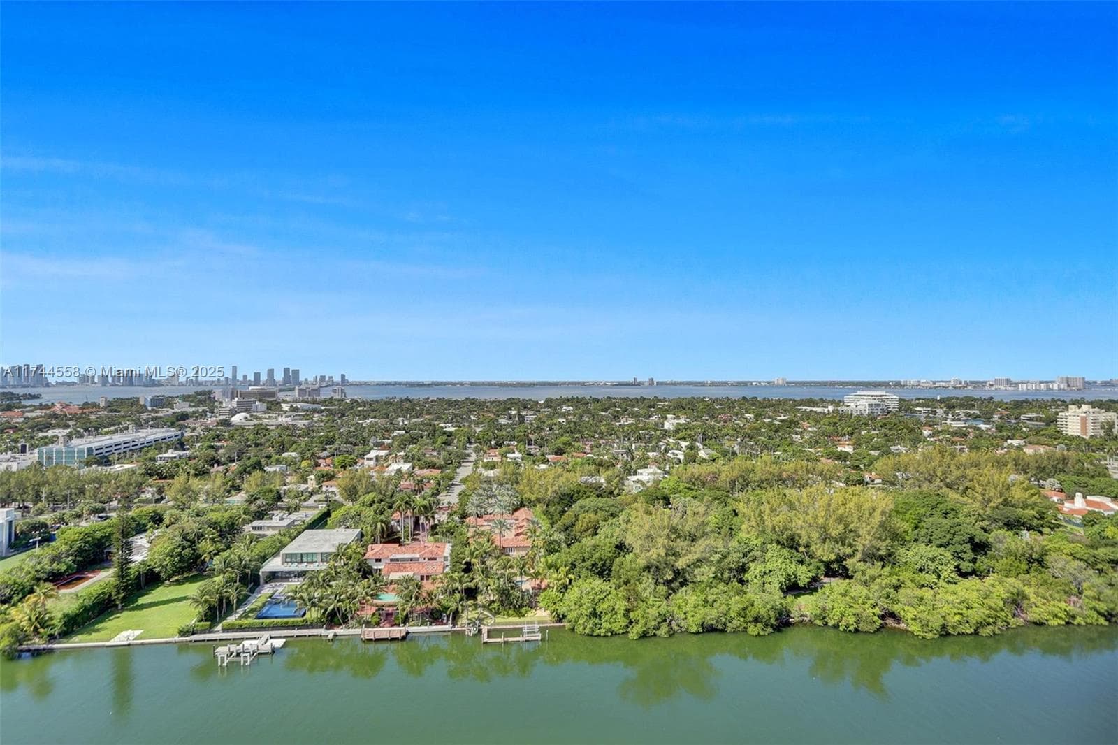 4401 Collins Ave, Miami Beach FL 33140 — 9