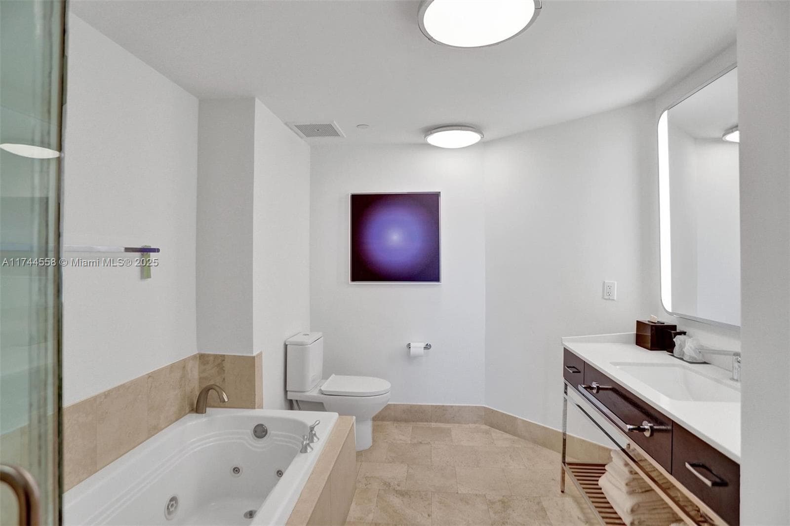 4401 Collins Ave, Miami Beach FL 33140 — 38