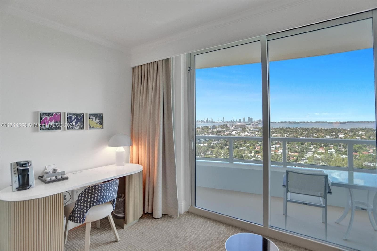 4401 Collins Ave, Miami Beach FL 33140 — 31