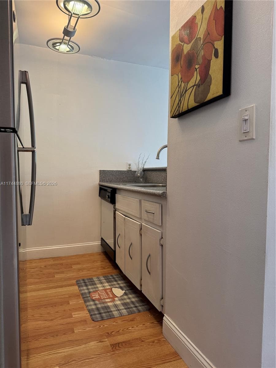 1225 NE 124th St # 33A, North Miami FL 33161 — 2