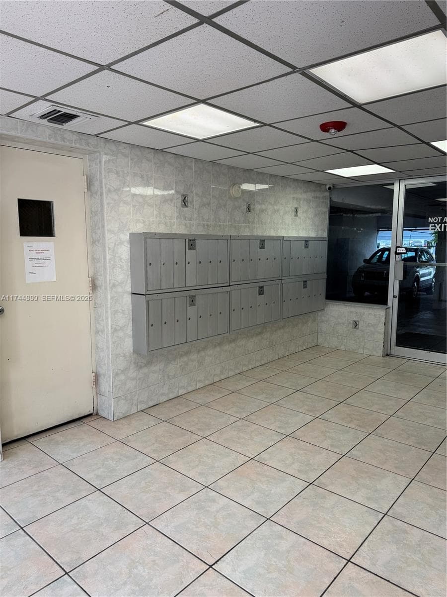 1225 NE 124th St # 33A, North Miami FL 33161 — 34