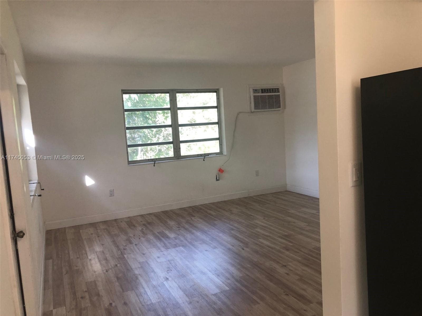 Irons Manor 2nd Addn, North Miami, FL — 6