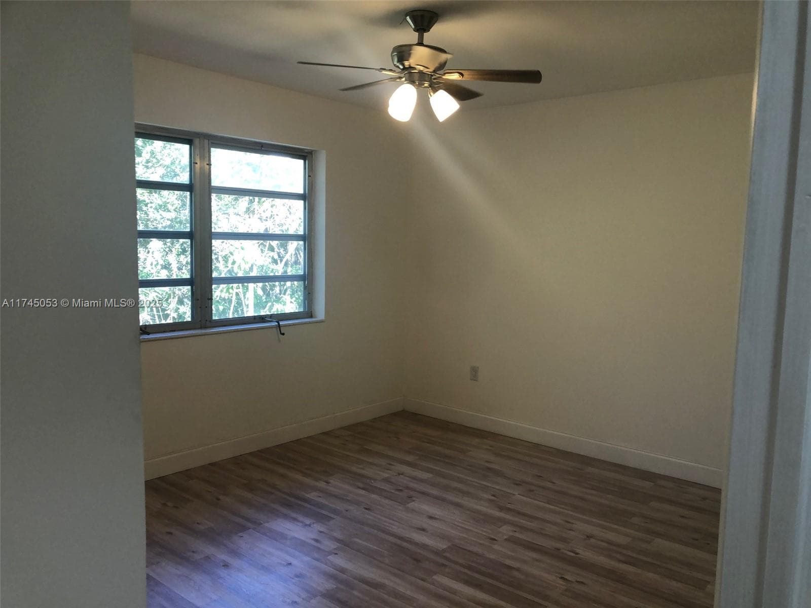 Irons Manor 2nd Addn, North Miami, FL — 8