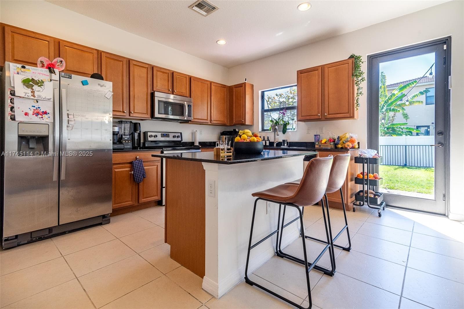 686 NE 191st Ter, Miami FL 33179 — 4