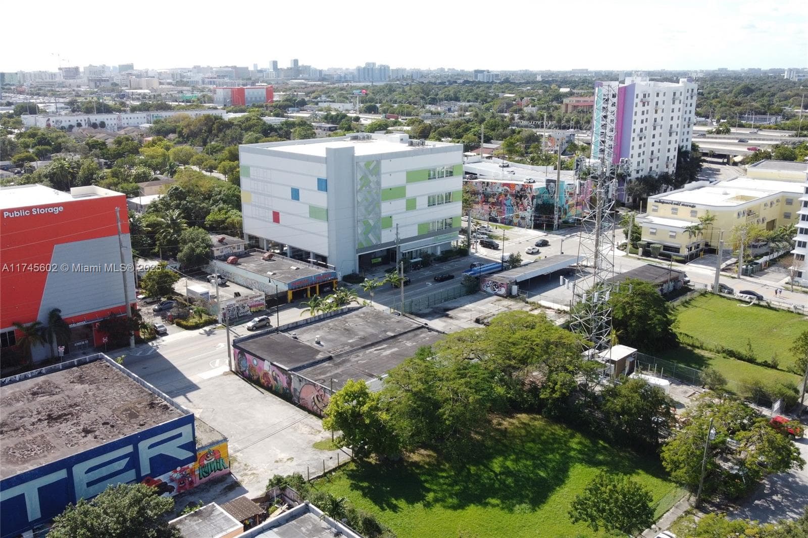 321 NW 37th St, Miami FL 33127 — 5