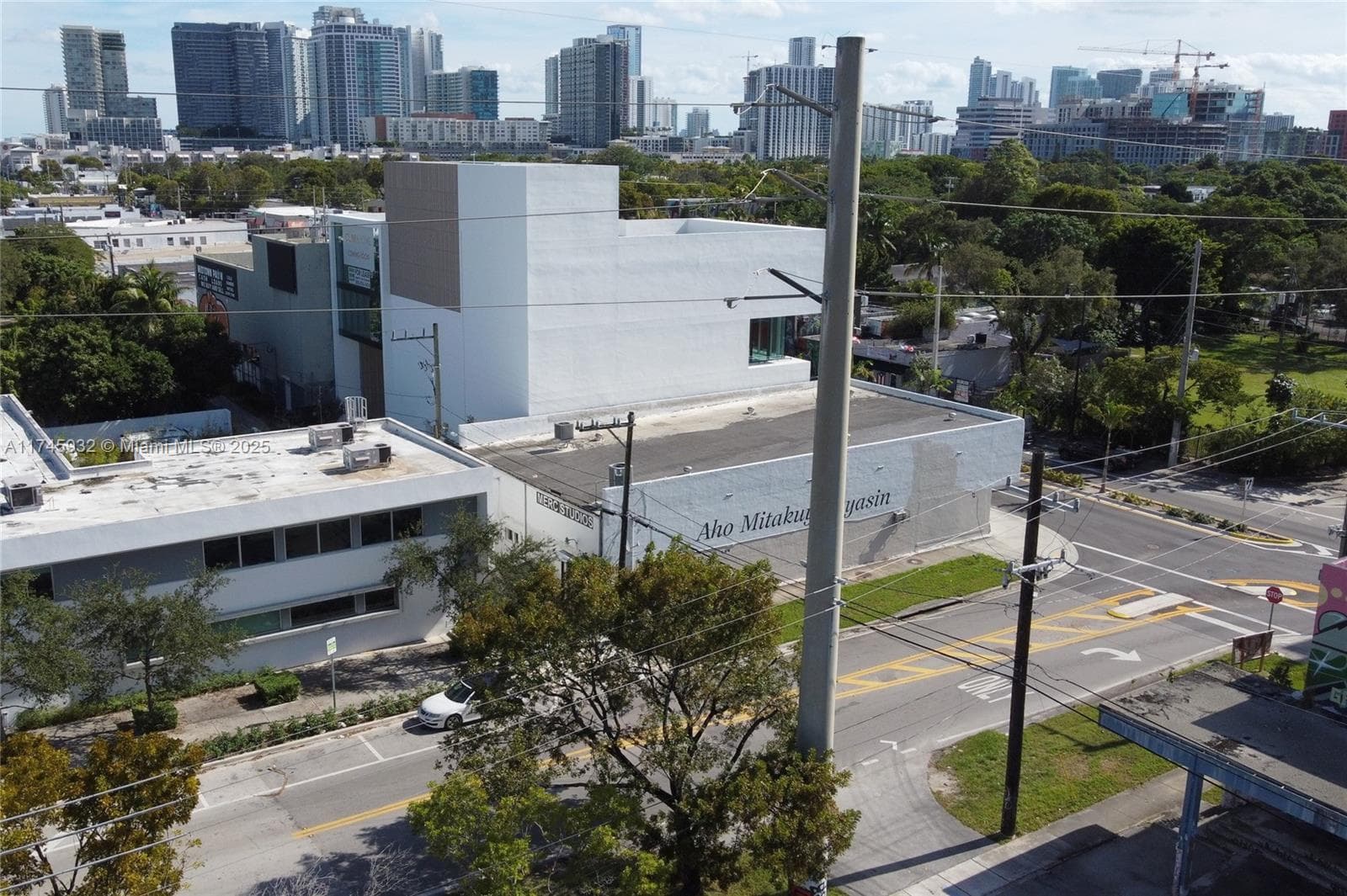 321 NW 37th St, Miami FL 33127 — 24