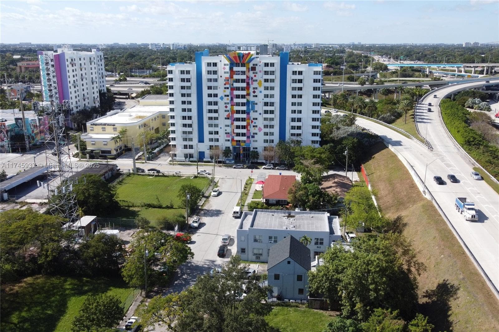 321 NW 37th St, Miami FL 33127 — 12
