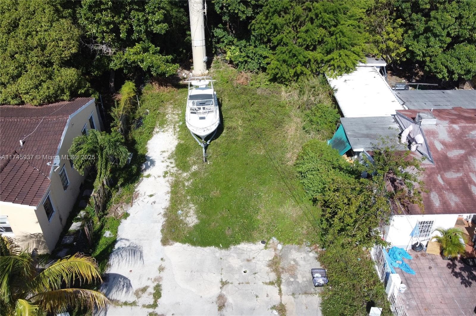 321 NW 37th St, Miami FL 33127 — 15