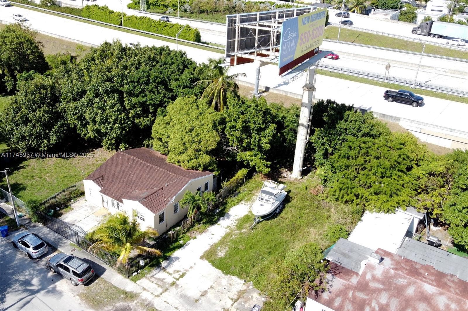 321 NW 37th St, Miami FL 33127 — 29