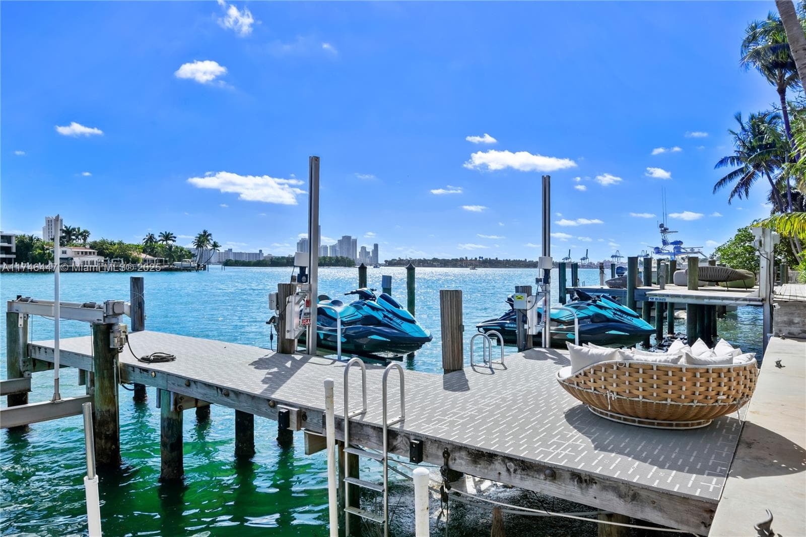 227 E DILIDO DR, Miami Beach FL 33139 — 23