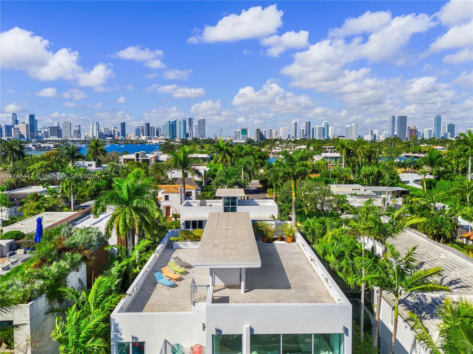 227 E DILIDO DR, Miami Beach FL 33139 — 12
